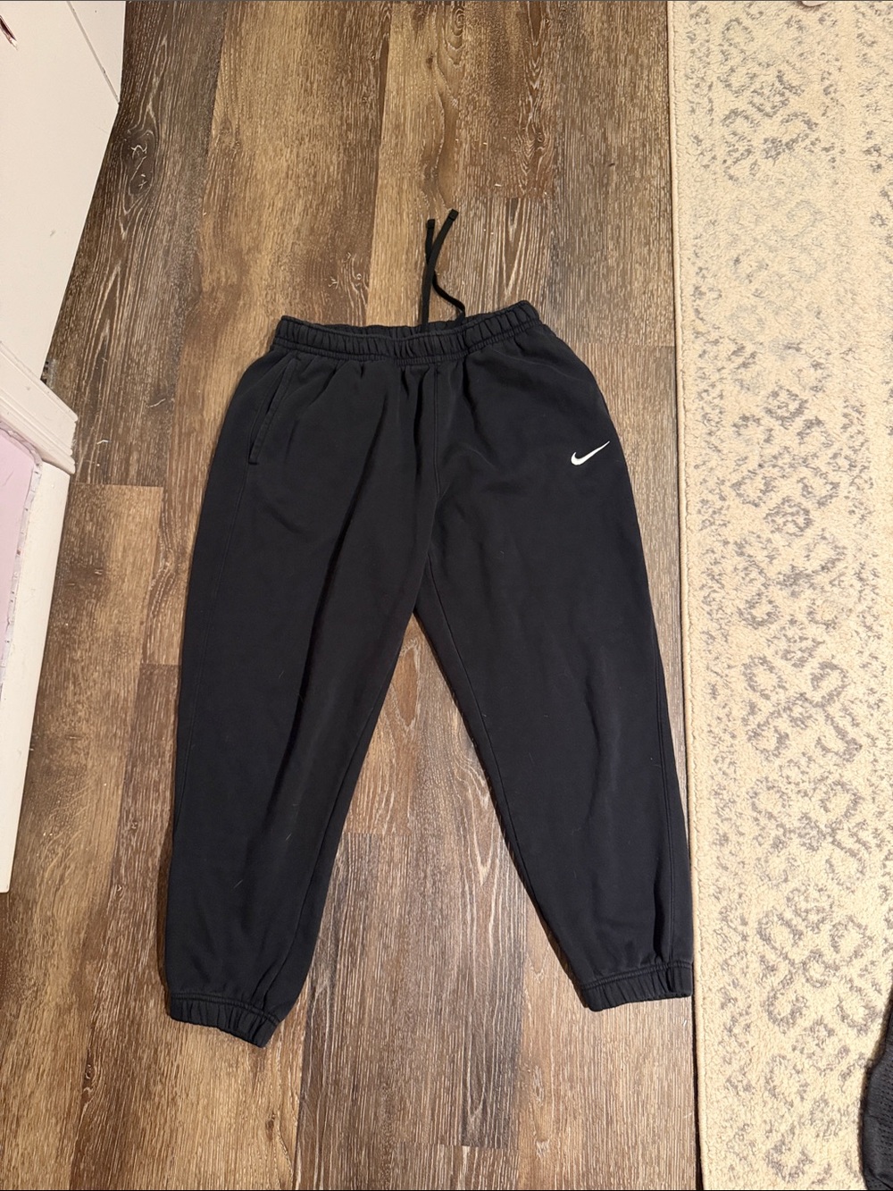 Women’s Nike Sweatpants with White Swoosh